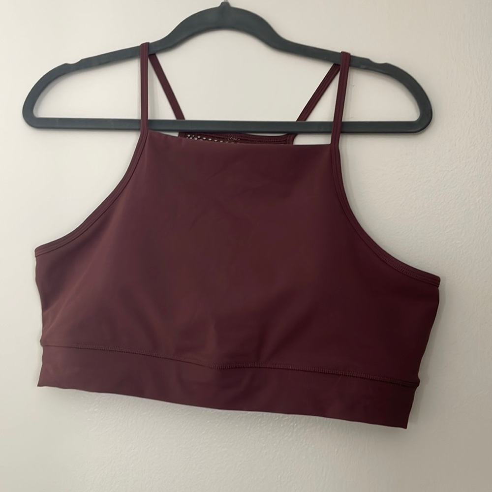 Women’s Vuori sports bra